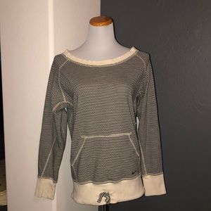 Nike stripe black and ivory pullover sweater M